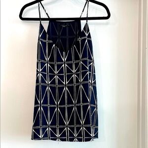 Elegant T Tahari White and Blue Sleeveless Camisole NWOT